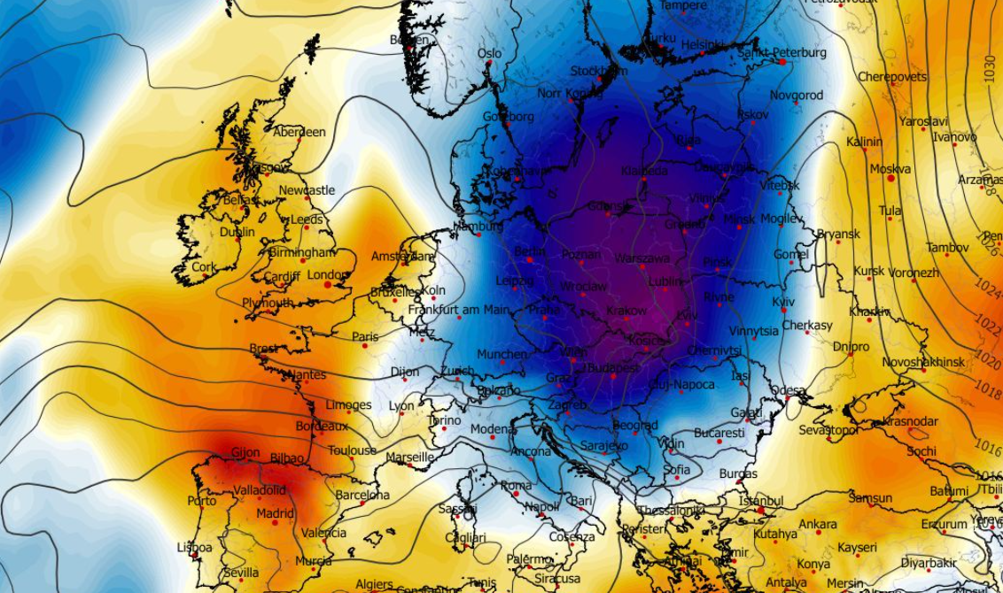 Anomalia temperatury na poziomie ciśnienia 850 hPa 02.05