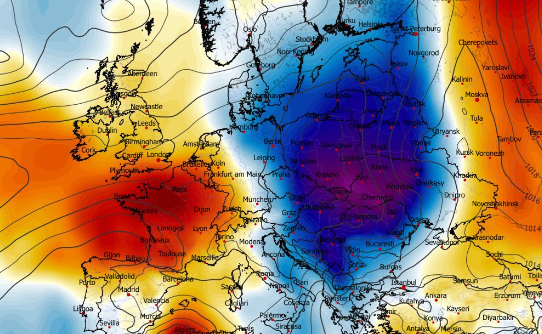 Anomalia temperatury na poziomie ciśnienia 850 hPa 03.05