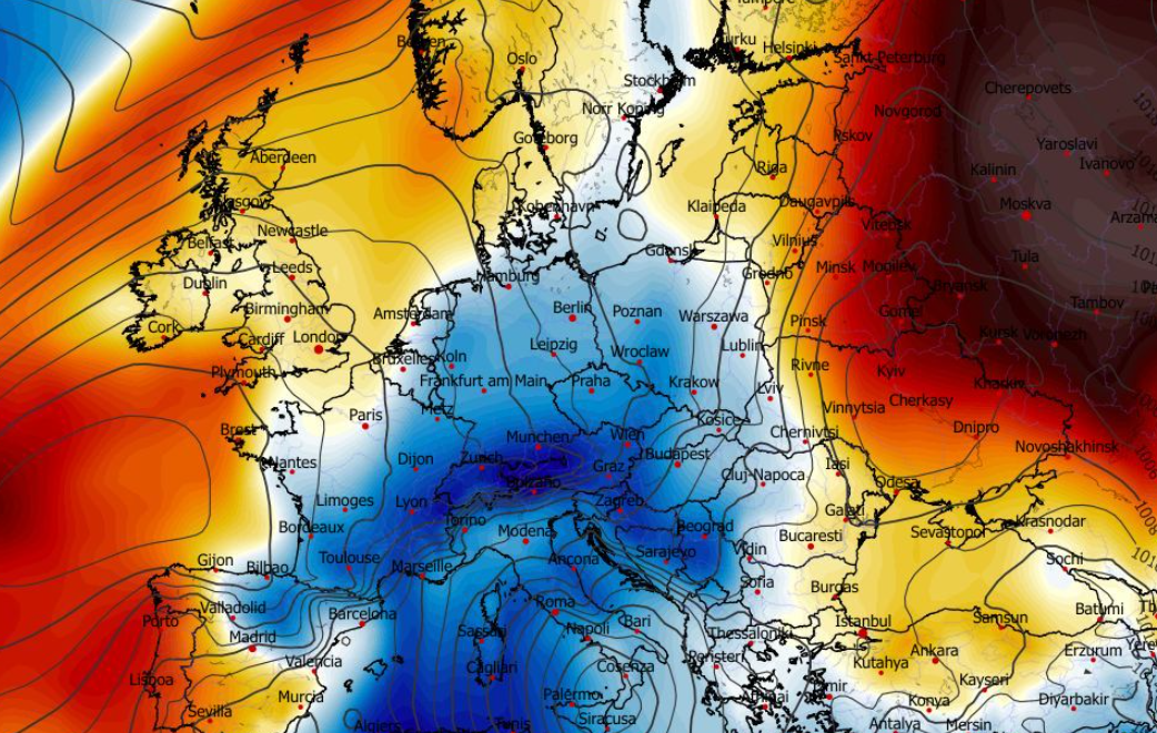 Anomalia temperatury na poziomie ciśnienia 850 hPa 31.03