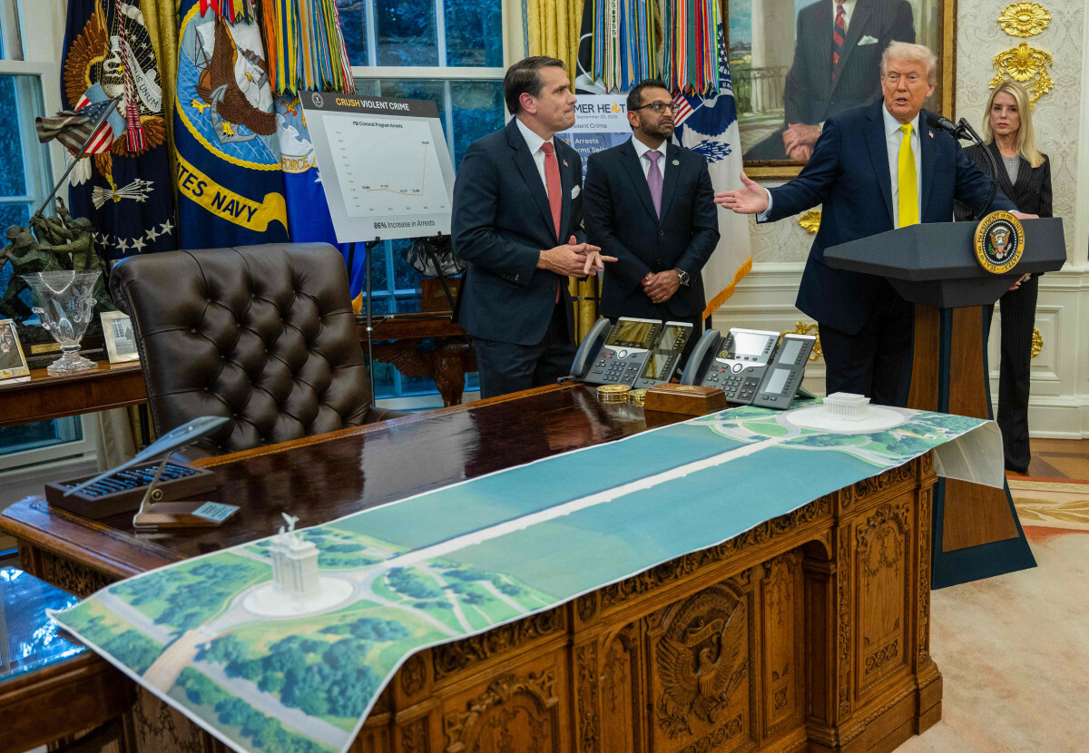 Donald Trump i łuk triumfalny