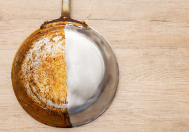 jak czyścić patelnię