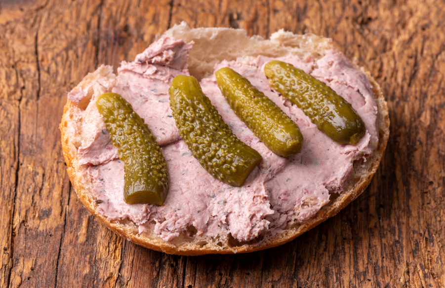 kanapka z pasztetową