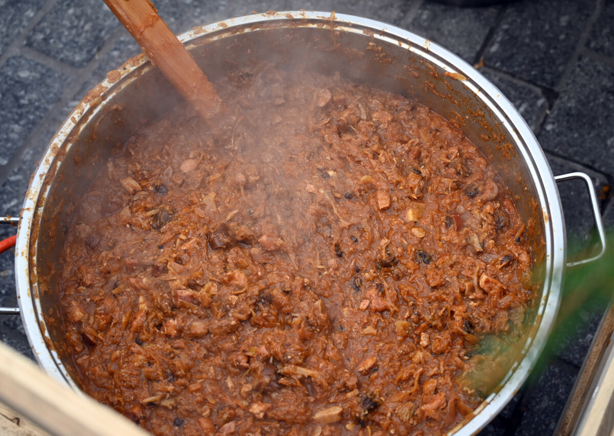 przepis na tradycyjny bigos