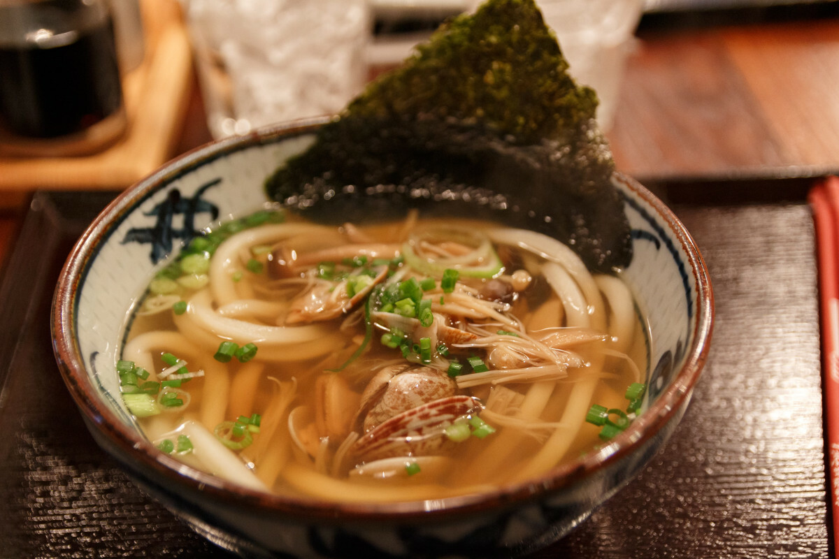 ramen z makaronem udon