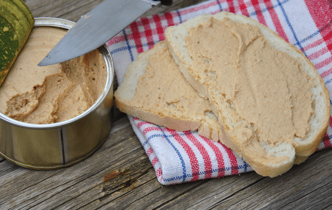 skład pasztetu. Mięso i MOM
