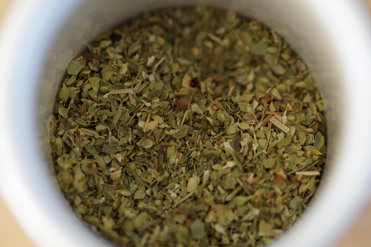 Suszone oregano