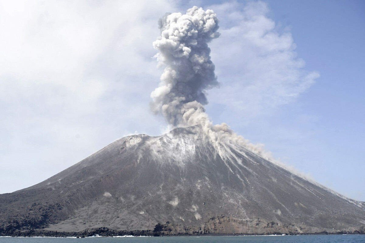 wulkan Anak Krakatau 2018