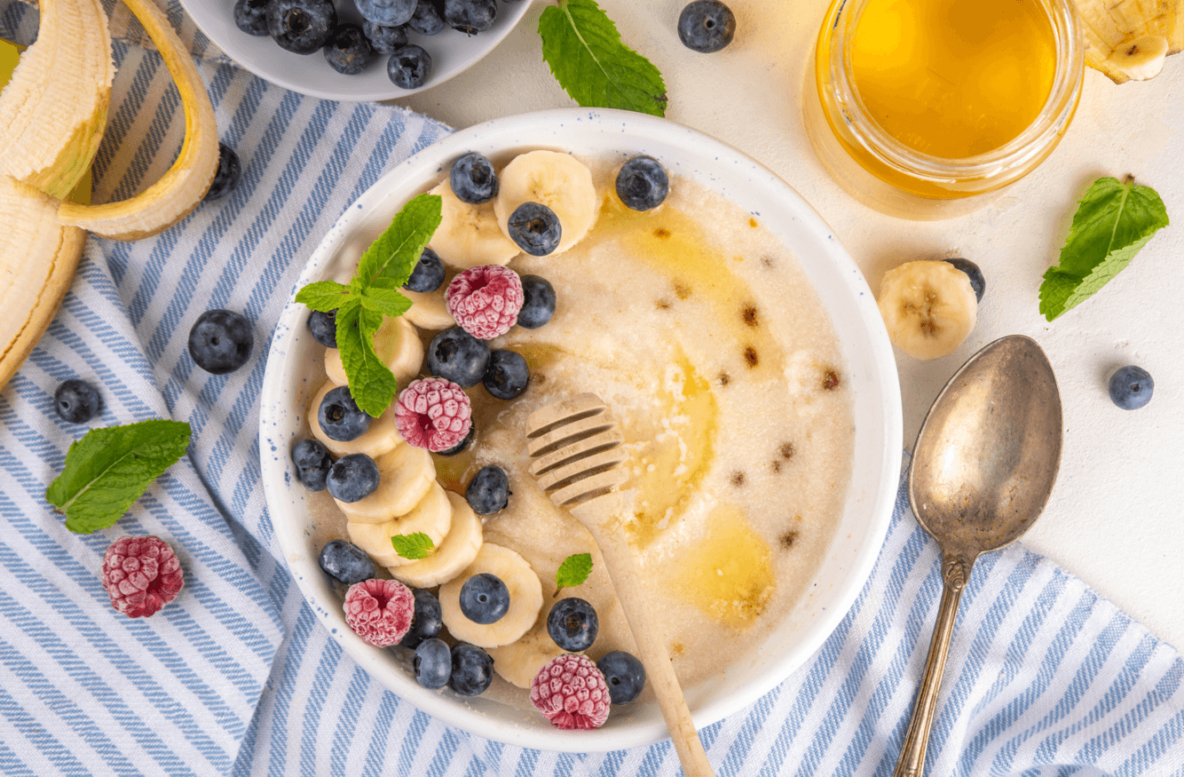 zdrowa owsianka z owocami