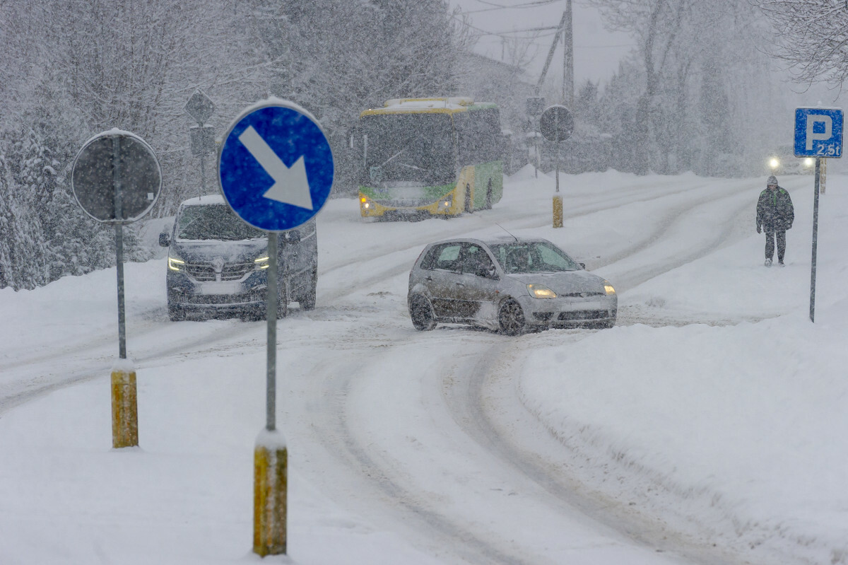zima w Polsce, warunki na drogach