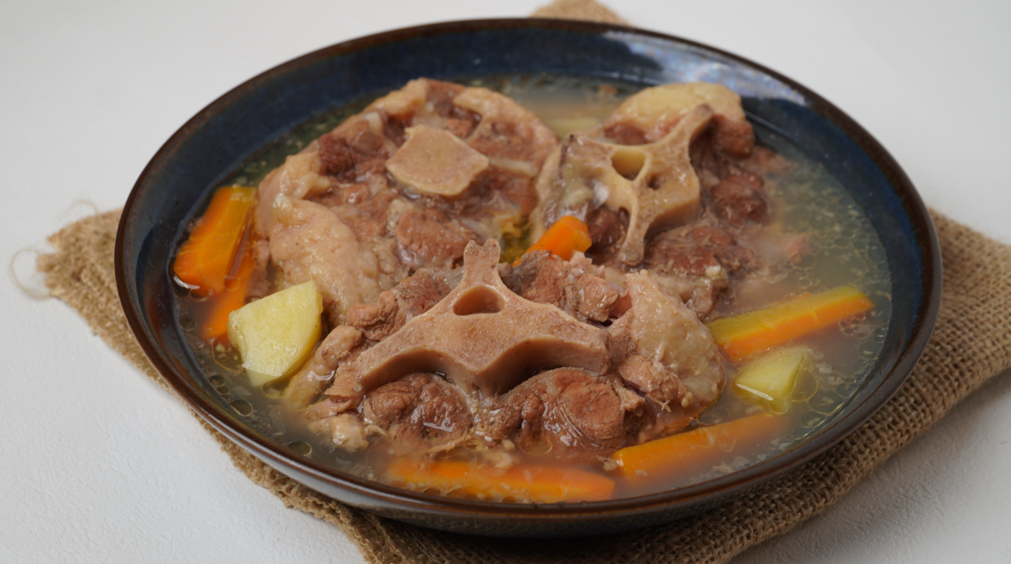 zupa z ogonów wołowych