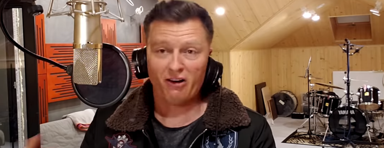 Rafał Brzozowski rapuje w Hot 16 Challenge. Nominował kolejne ...